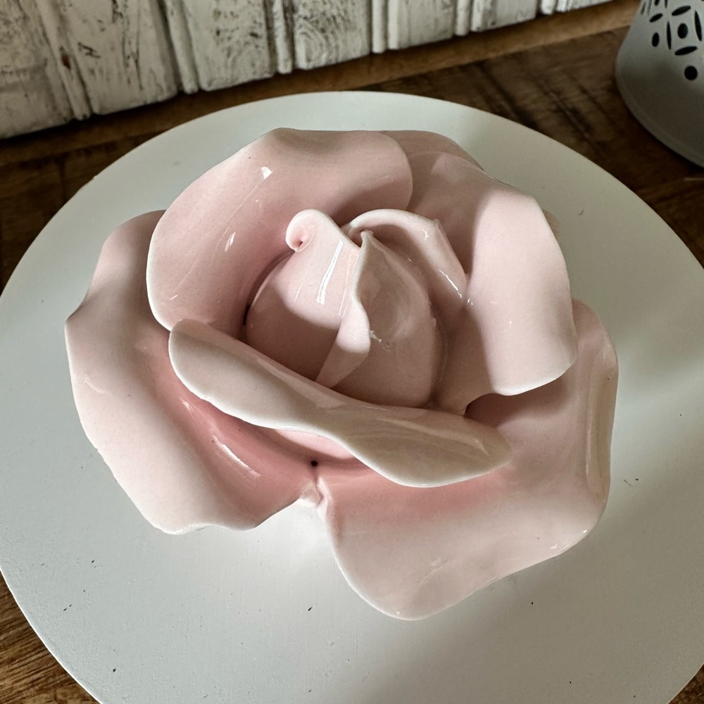 Porcelain Pink Flower - Picture 2 of 5